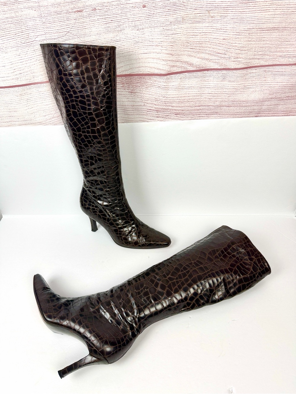 Stuart Weitzman Brown Croc Embossed Leather Knee High Boots 9.5 B Pointed Toe